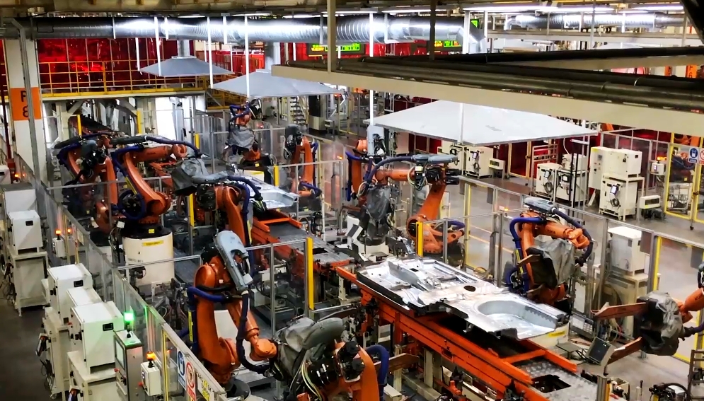 Flexible underbody welding system