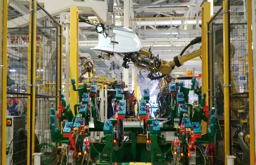 Flexible closure welding system